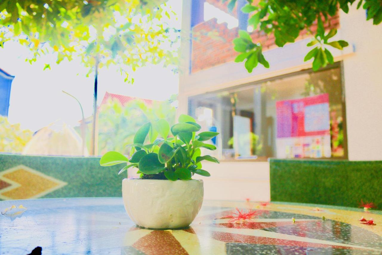 Riverview Homestay Dong Hoi Exterior photo